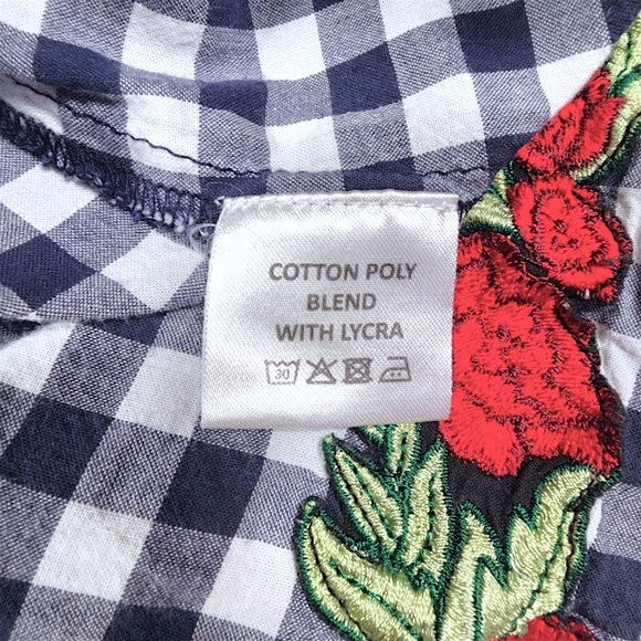 Faballey Black & White Gingham Rose Embroidery Bell Sleeve Boho Blouse Size S - Picture 7 of 8